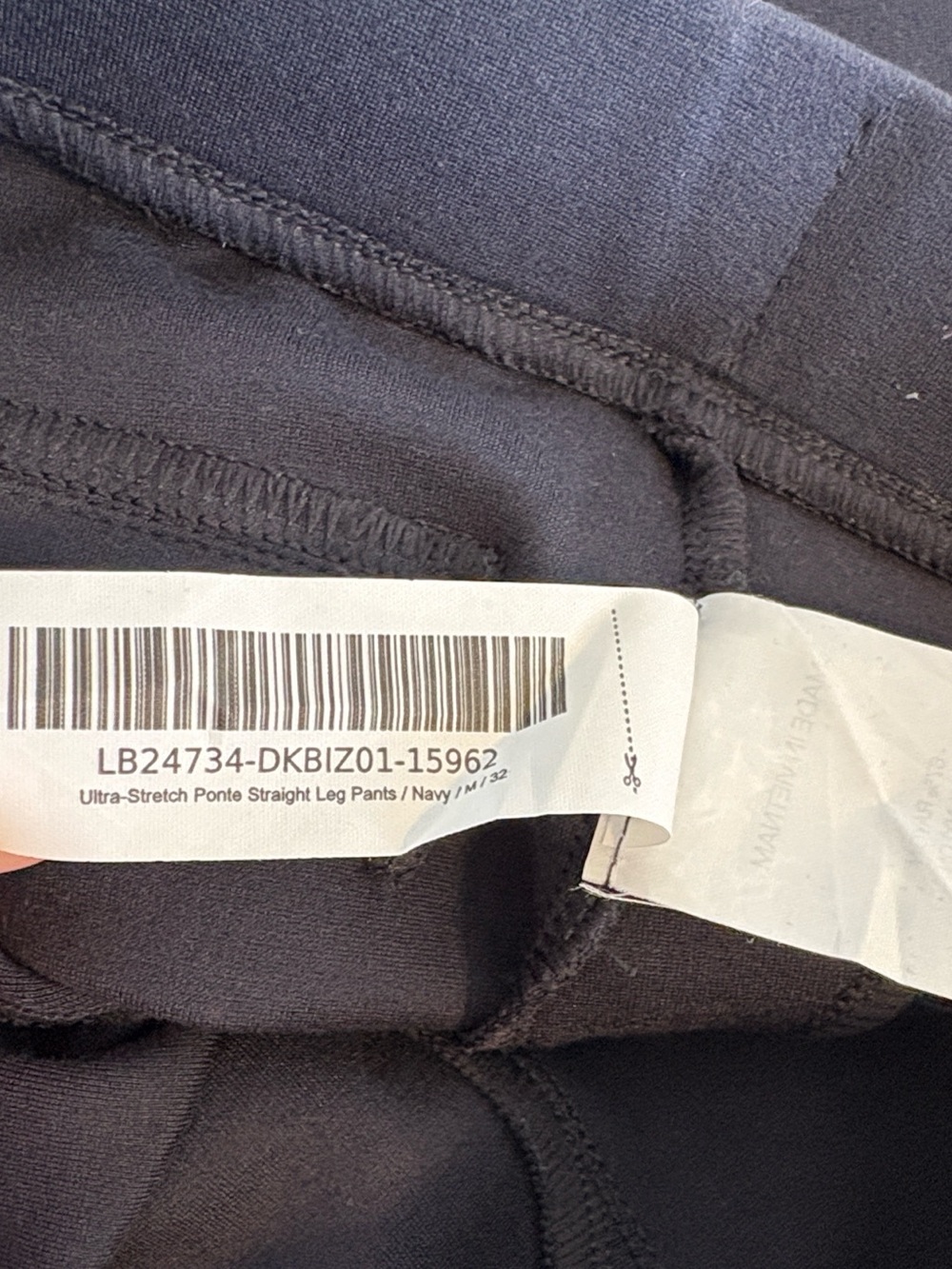 Quince Ultra-Stretch Ponte Straight Leg Pants , sz : medium - Picture 11 of 12